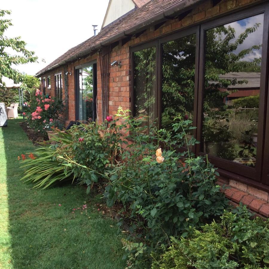 Nightingale B&B Pershore Extérieur photo